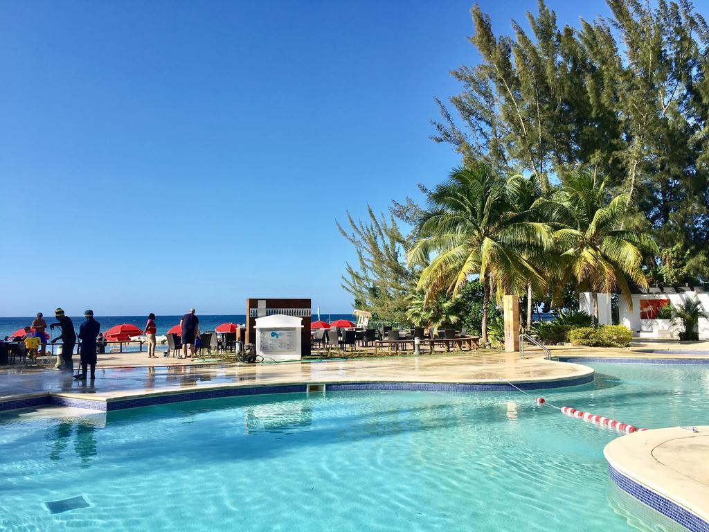 Apartamento Anna'S Joye Seawind - Freeport, Montego Bay Exterior foto
