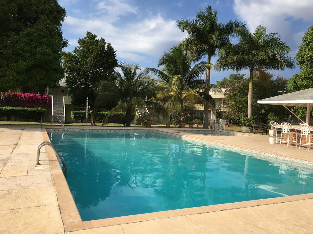 Apartamento Anna'S Joye Seawind - Freeport, Montego Bay Exterior foto